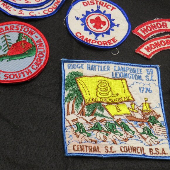 VTG Lot of #51 BSA Boy Scouts of America Patches/Bages - Picture 4 of 16